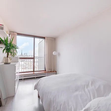 Апартаменты New - 3 Bedroom Flat With Eiffel Tower View *