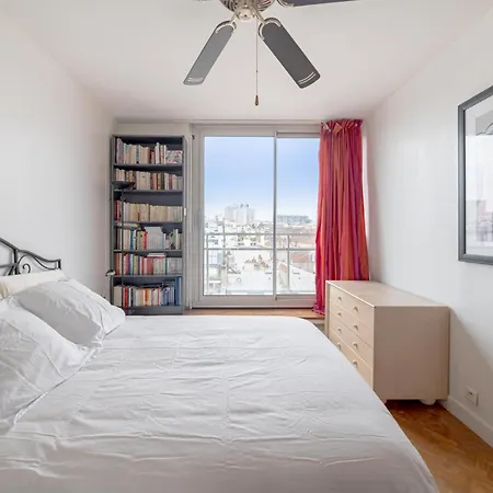 New - 3 Bedroom Flat With Eiffel Tower View *