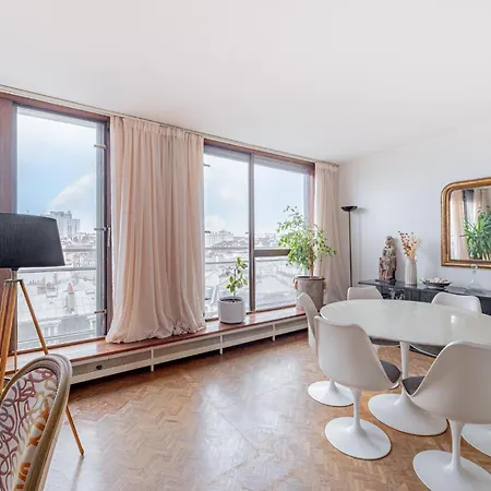 New - 3 Bedroom Flat With Eiffel Tower View *