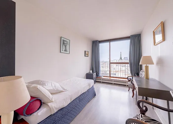 Lejlighed New - 3 Bedroom Flat With Eiffel Tower View *