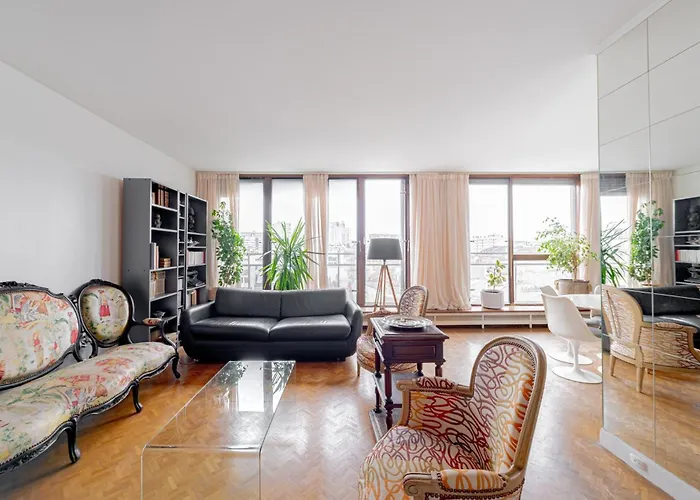 New - 3 Bedroom Flat With Eiffel Tower View Appartement